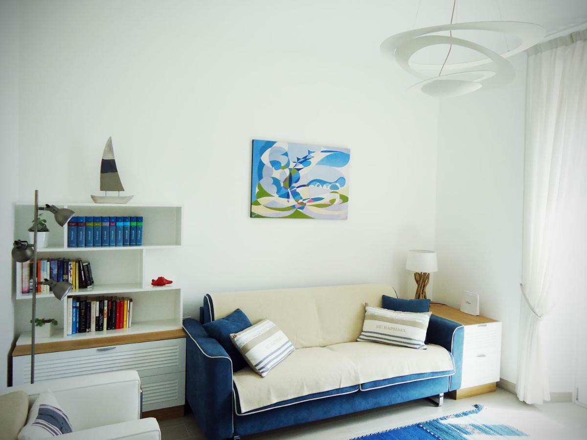 Vittoria Home 44 Terracine Extérieur photo